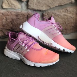 Women’s Nike Sneakers